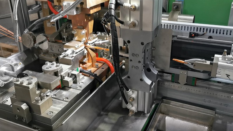 駿騰發丨人民電器集團銅編織線自動焊接專機采購案例